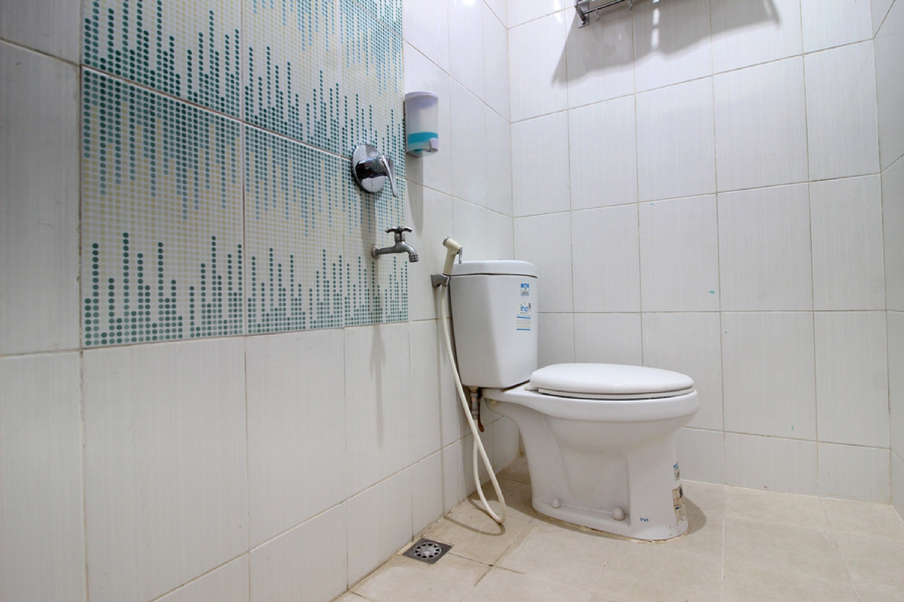 Foto - RedDoorz Plus Syariah near Lempuyangan Station 3