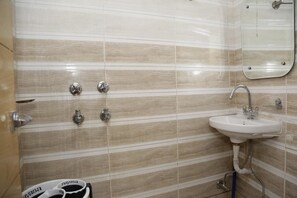 Dusche, kostenlose Toilettenartikel