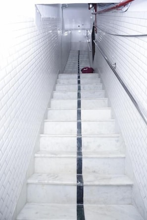 Exterior - Kuldeep Guest House (New Delhi)