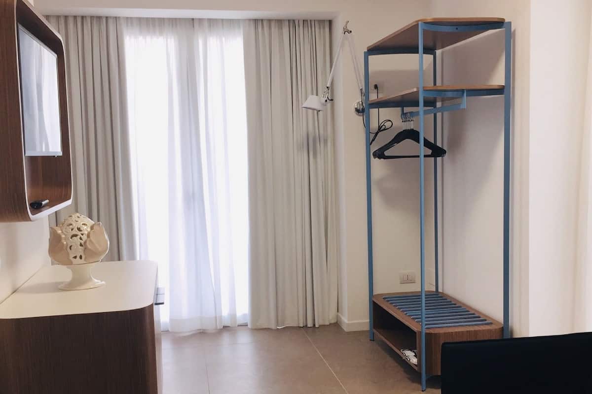 Junior-Suite | Minibar, Zimmersafe, kostenloses WLAN, Bettwäsche