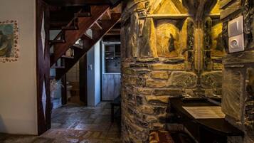 Panoramic Duplex, Bay View | Living area | Flat-screen TV