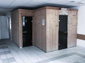 Un sauna, tratamientos corporales, envolturas corporales