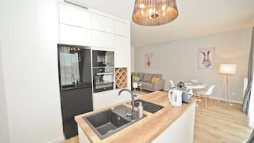 Superior appartement, balkon | Privékitchenette