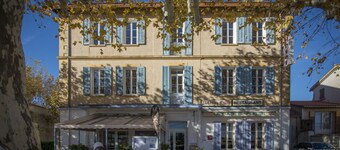 Hôtel Restaurant Le Castel Fleuri