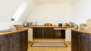 Signature Apartment, 1 Bedroom, Kitchen, City View | Private kitchen - Unique Stay Edinburgh (Edinburgh)