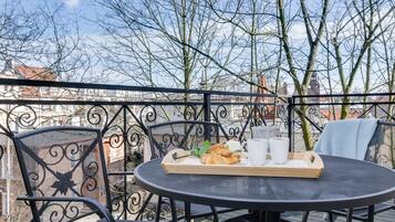 Apartment | Terrace/patio