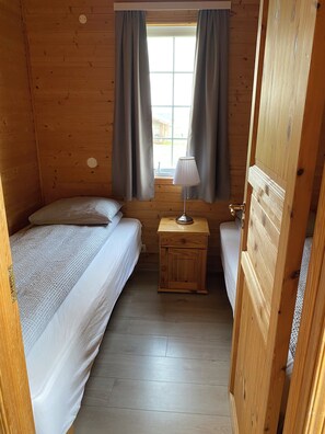 House, 3 Bedrooms, Private Bathroom