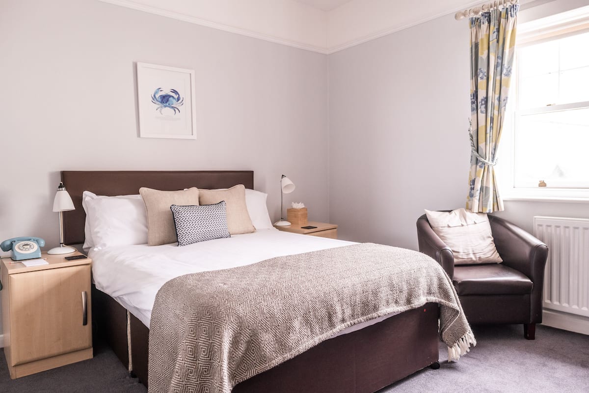 Standaard tweepersoonskamer, 1 tweepersoonsbed, uitzicht op zee | Een kluis op de kamer, gratis wifi, beddengoed