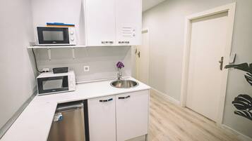 Una televisión de pantalla plana