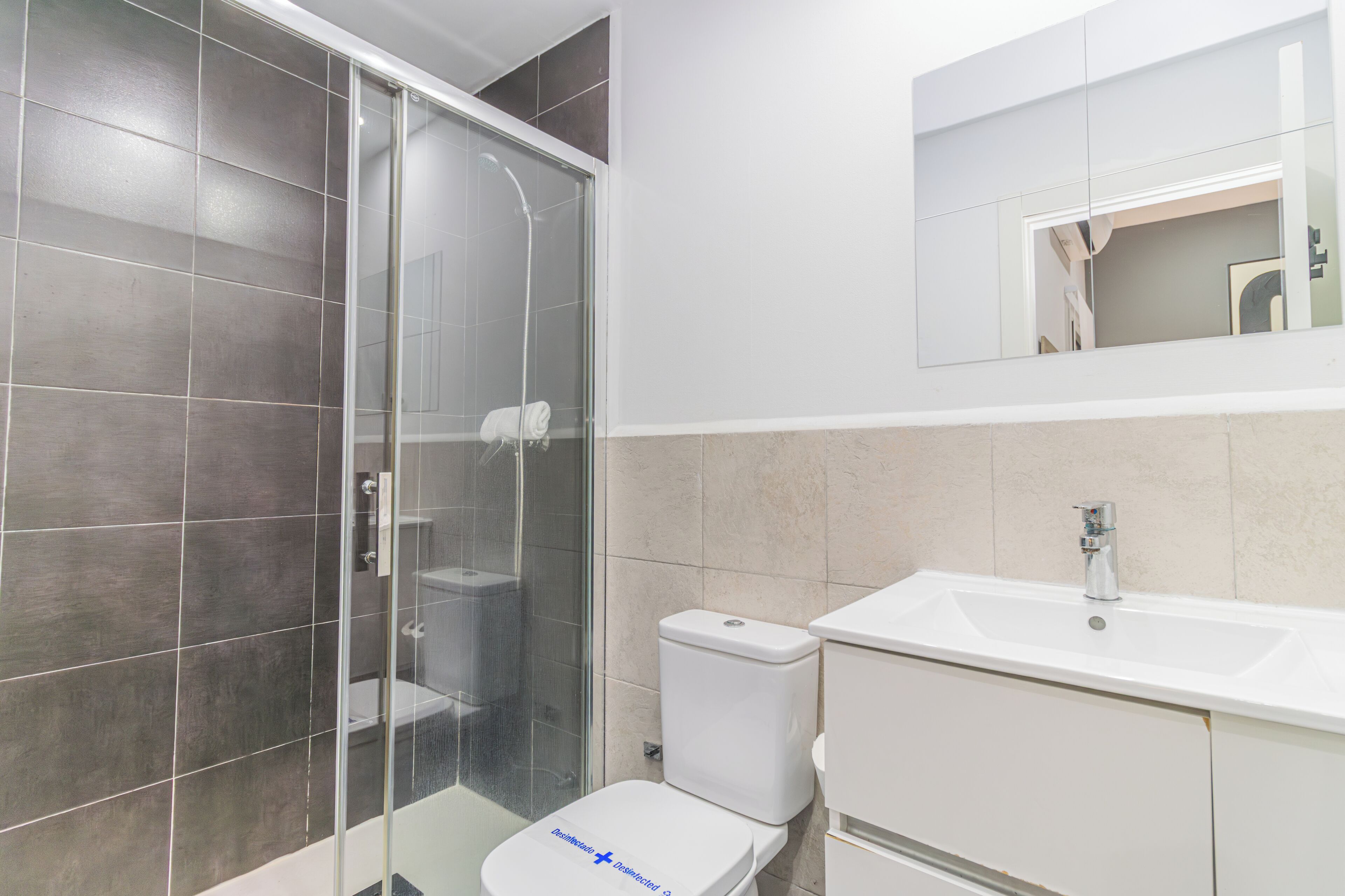 Photo - Fira Rooms Barcelona Hospitalet