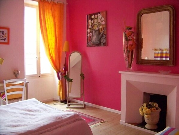 Iron/ironing board, free cots/infant beds, free WiFi, bed sheets