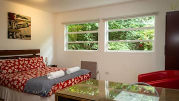 Minibar, in-room safe, free WiFi, bed sheets