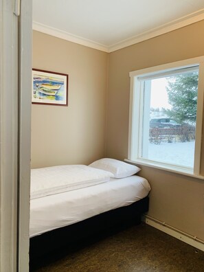 Standard-Bungalow, 3 Schlafzimmer | 3 Schlafzimmer, Verdunkelungsvorhänge, Reisekinderbett, kostenloses WLAN