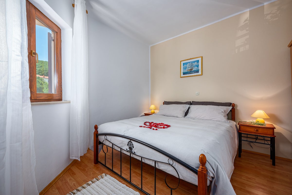 Apartment, 2 Bedrooms (294/649) | 2 bedrooms, iron/ironing board, free WiFi, bed sheets