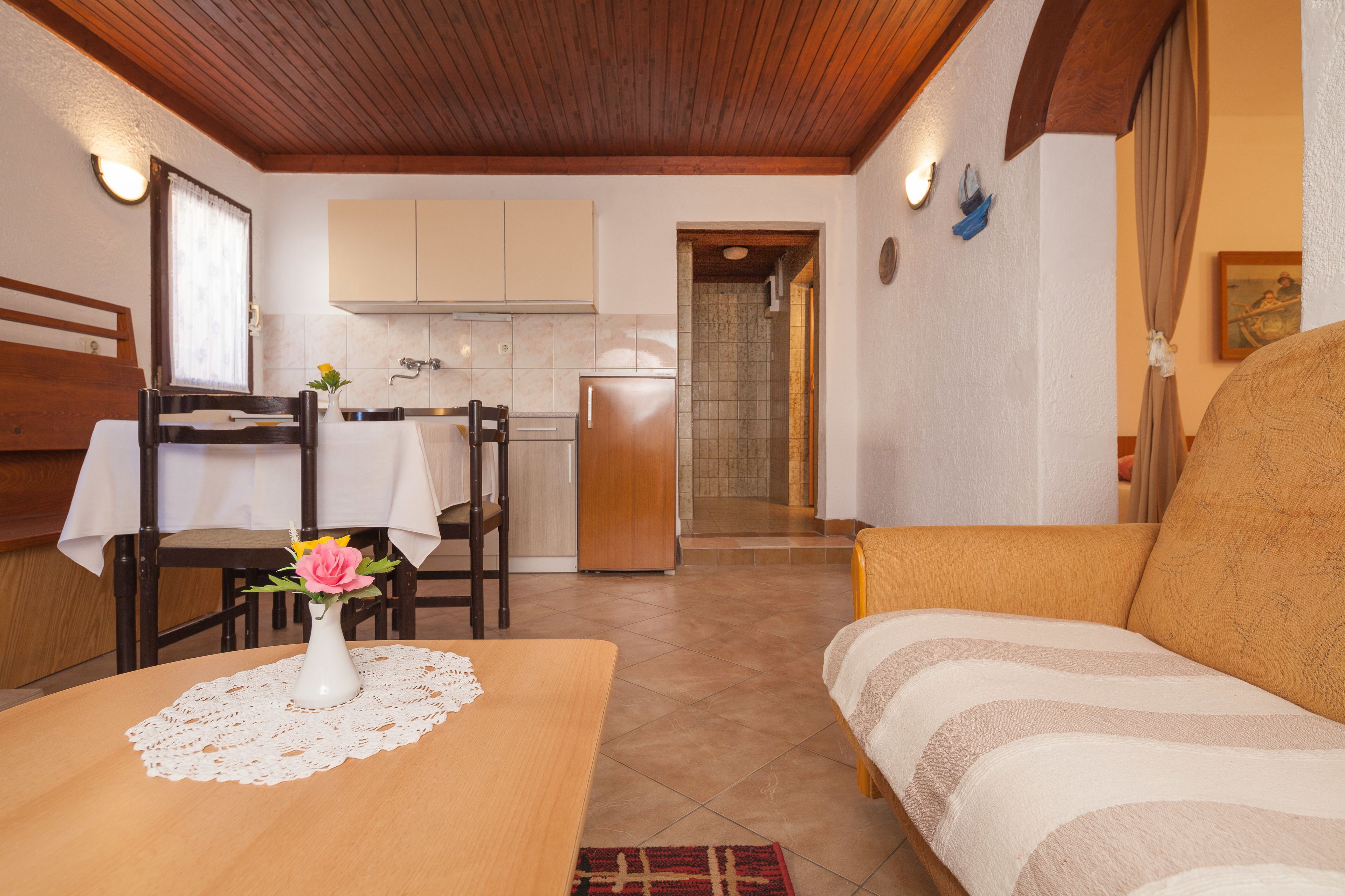 Apartment, 2 Bedrooms (324/743) | Living room | TV