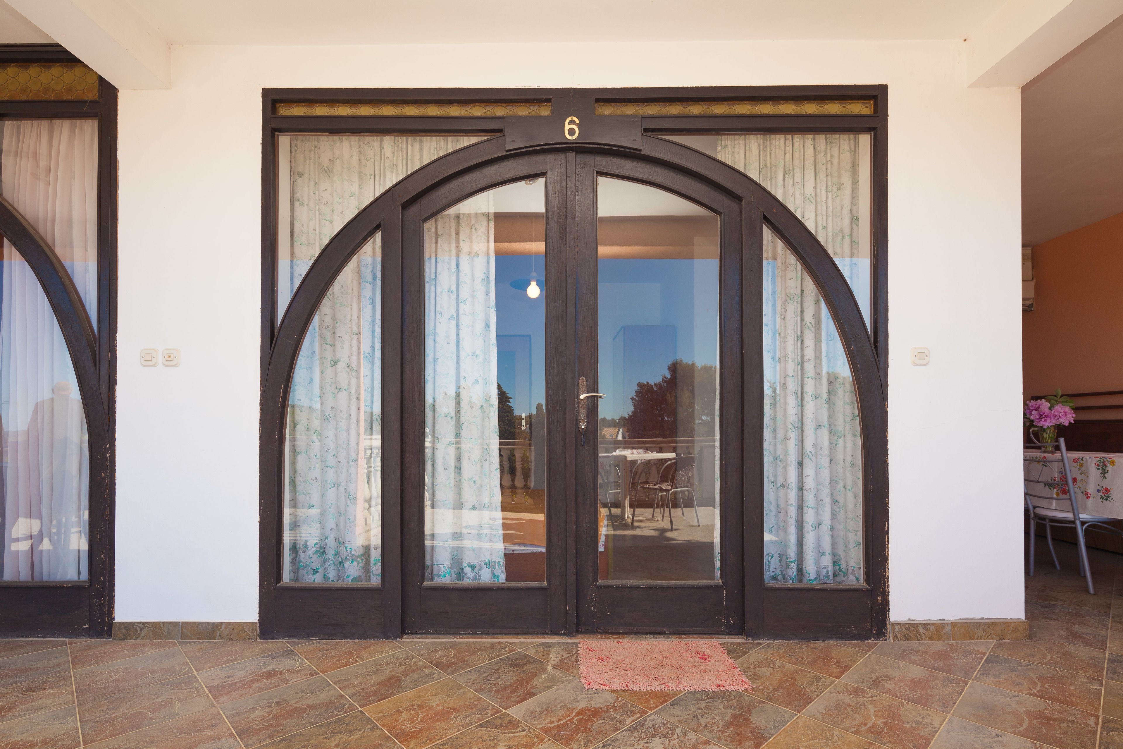 Căn hộ, 2 phòng ngủ (324/744) | Hiên