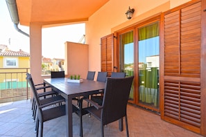 Apartment, 3 Bedrooms (351/1303) | Balcony
