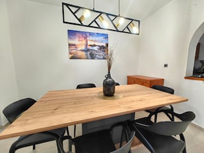 Standard Apartment, 2 Bedrooms (351/67245) | Living area