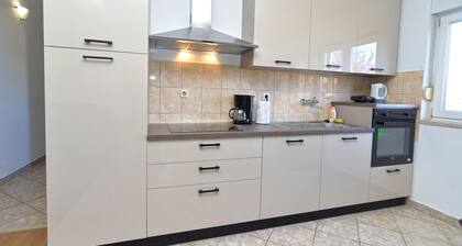 Apartment Vili 351