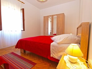 Apartment, 2 Bedrooms (668/9850) | Iron/ironing board, cribs/infant beds, free WiFi, bed sheets - Apartment Desanka 668 (Medulin)