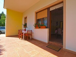 Departamento, 2 habitaciones (668/9850) | Terraza o patio