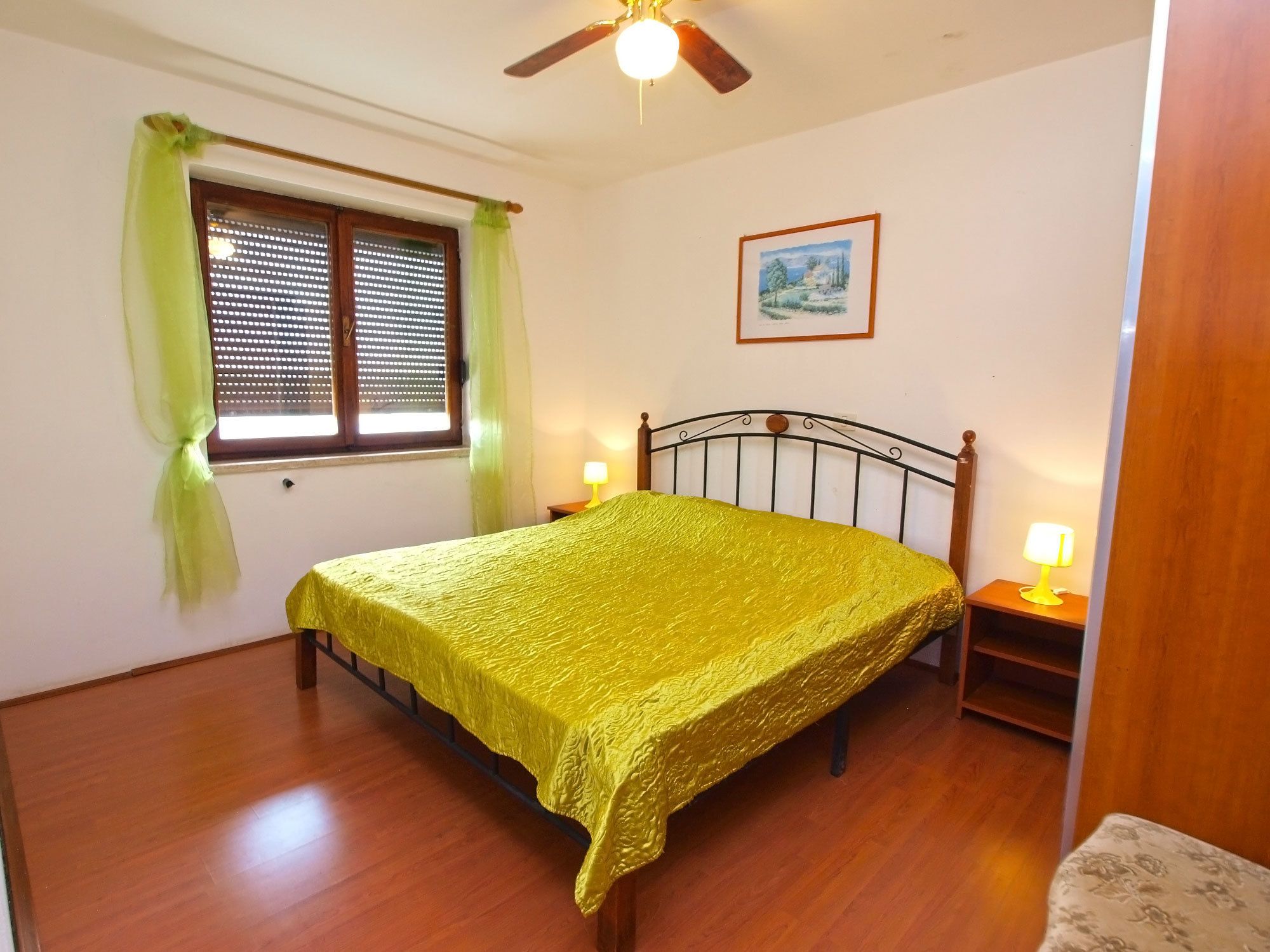 Bügeleisen/Bügelbrett, kostenloses WLAN, Bettwäsche