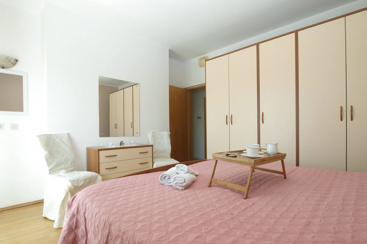 Apartment, 2 Schlafzimmer (810/1888) | 1 Schlafzimmer, Bügeleisen/Bügelbrett, kostenloses WLAN, Bettwäsche