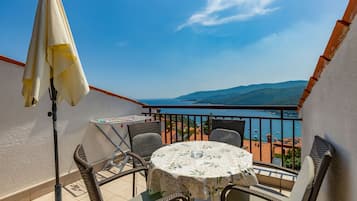 Standard Apartment, 2 Bedrooms (828/34811) | Terrace/patio
