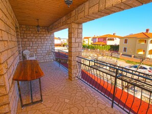 Apartment, 3 Bedrooms (968/2569) | Terrace/patio - Apartment Aleksander 968 (Fazana)