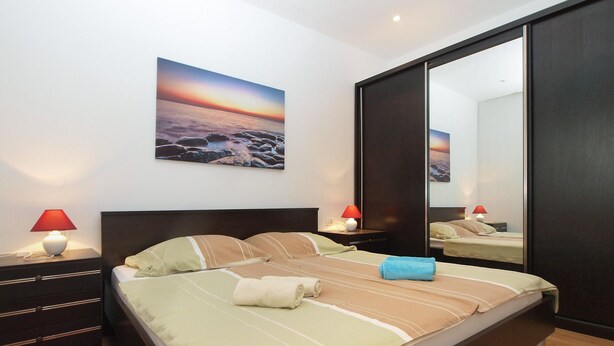 Apartment, 2 Bedrooms (1282/12255) | Iron/ironing board (on request), free WiFi, bed sheets - Apartment Mirsad 1282 (Fazana)