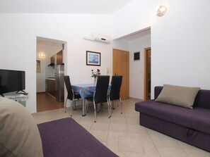 Apartamento, 1 quarto (1282/12253) | Área de estar