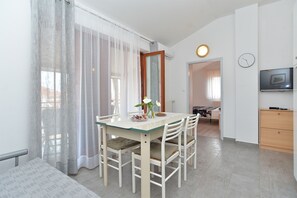 Departamento, 2 habitaciones (1293/12303) | Área de sala de estar