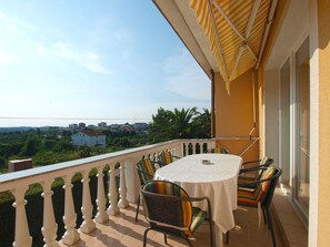 Apartment, 3 Bedrooms (770/1797) | Terrace/patio