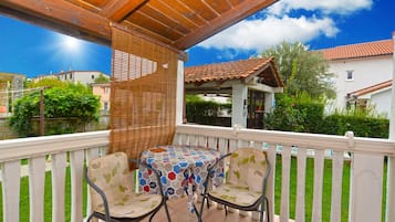 Apartment, 1 Bedroom (405/917) | Terrace/patio