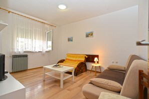 Apartment, 2 Bedrooms (405/1064) | Living area | TV - Apartment  Ana 405 (Medulin)