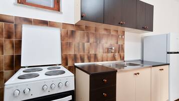 Apartment, 1 Schlafzimmer (407/921) | Eigene Küche | Kühlschrank, Herdplatte, Wasserkocher mit Kaffee-/Teezubehör