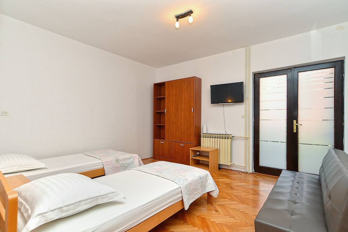 Appartamento, 2 camere da letto (442/1012) | 2 camere, ferro/asse da stiro, Wi-Fi gratuito, lenzuola