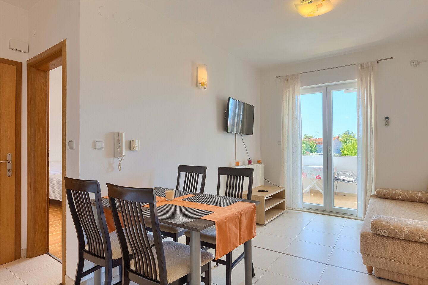 Apartment, 1 Bedroom (771/1800) | Living area