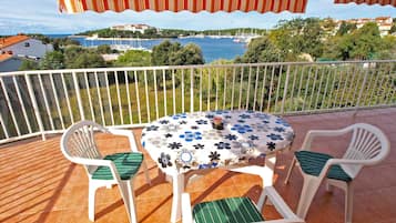 Apartment, 2 Bedrooms (750/1756) | Balcony view