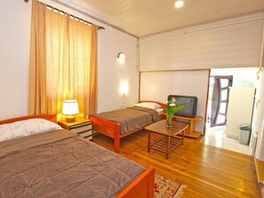 Apartment, 1 Bedroom (399/911) | Desk, iron/ironing board, free WiFi, bed sheets