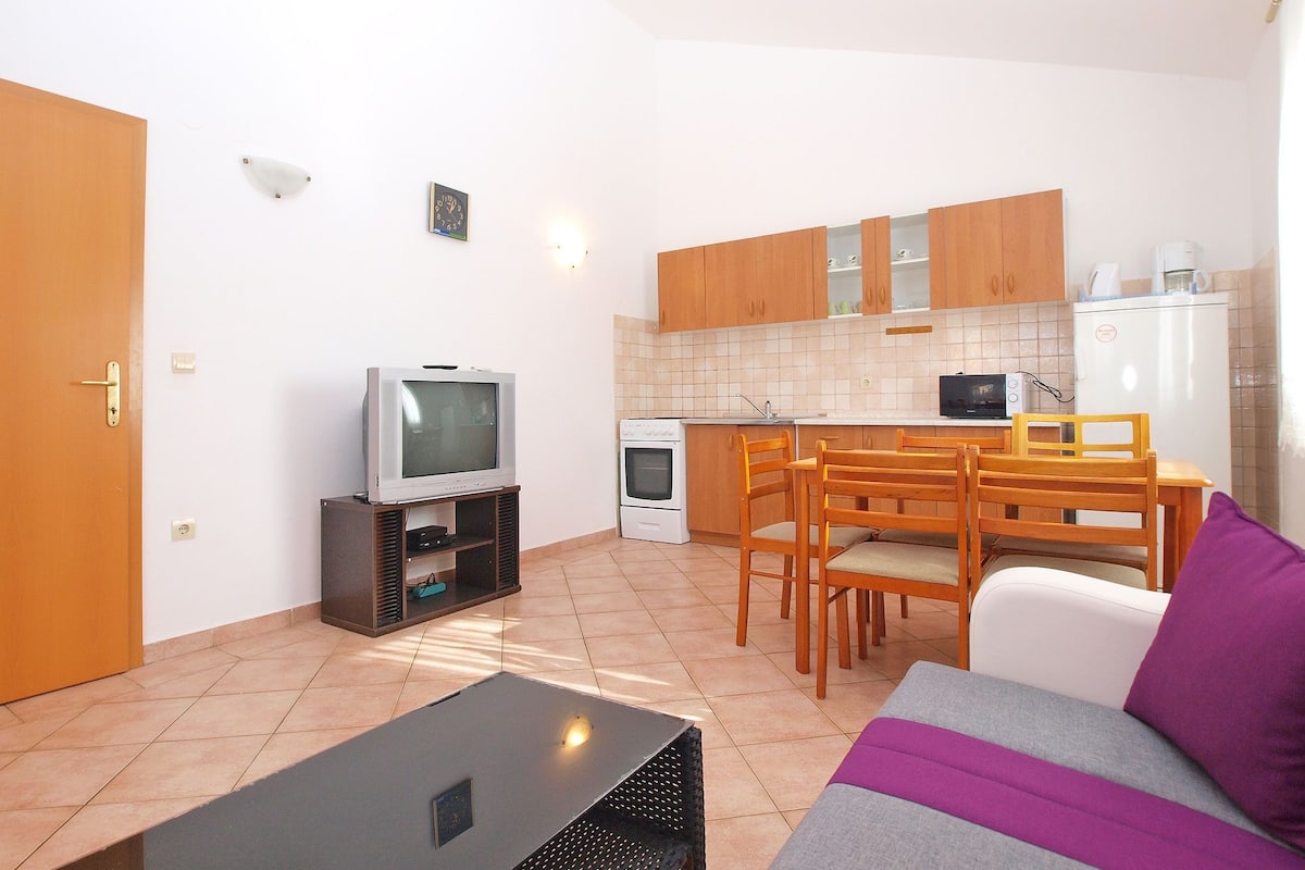 Apartamento, 2 quartos (1500/14569) | Área de estar