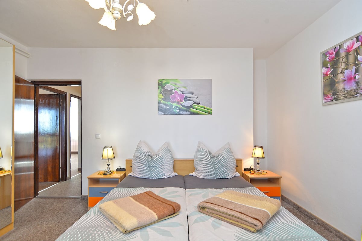 Appartamento, 2 camere da letto (1223/11184) | 2 camere, ferro/asse da stiro, Wi-Fi gratuito, lenzuola