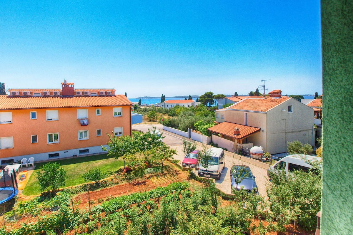 Apartment, 1 Bedroom (1420/13284) | View from room