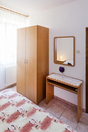 Apartment, 1 Bedroom (1209/11122) | Room amenity