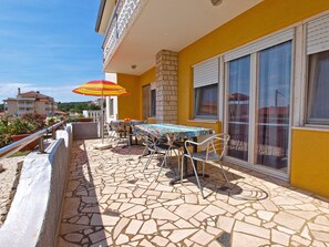 Apartment, 4 Bedrooms (906/2111) | Terrace/patio