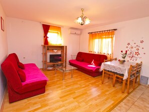 Apartment, 1 Schlafzimmer (143/310) | Wohnzimmer | Flachbildfernseher