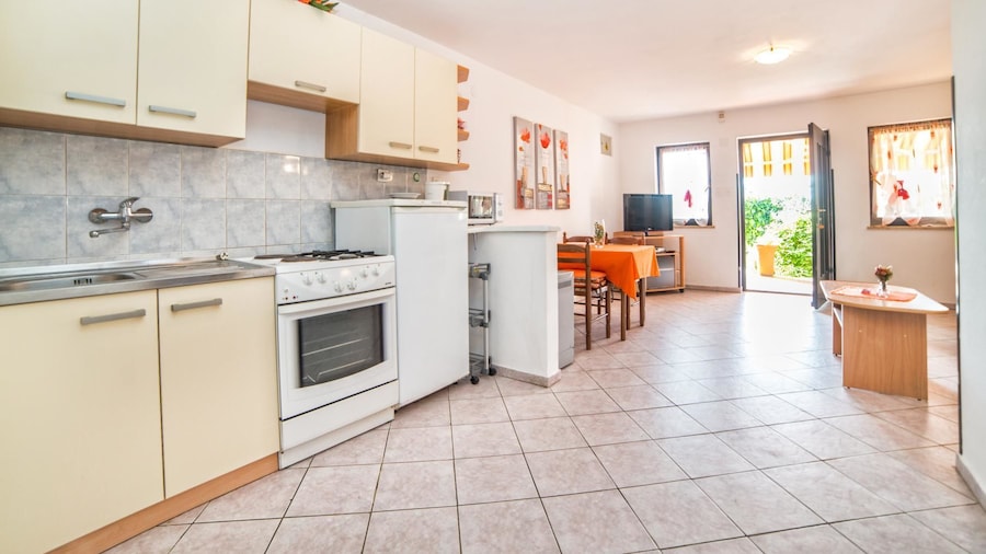 Apartments Maria 821