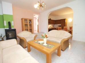 Apartment, 1 Schlafzimmer (65/100) | Wohnzimmer