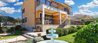 Apartments Maria 1021