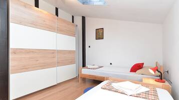 Standard Apartment, 2 Bedrooms (295/45496) | 1 bedroom, iron/ironing board, free WiFi, bed sheets